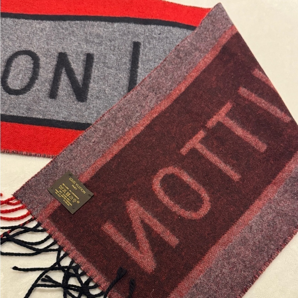 Louis Vuitton cashmere blend long scarf unisex - Picture 2 of 5